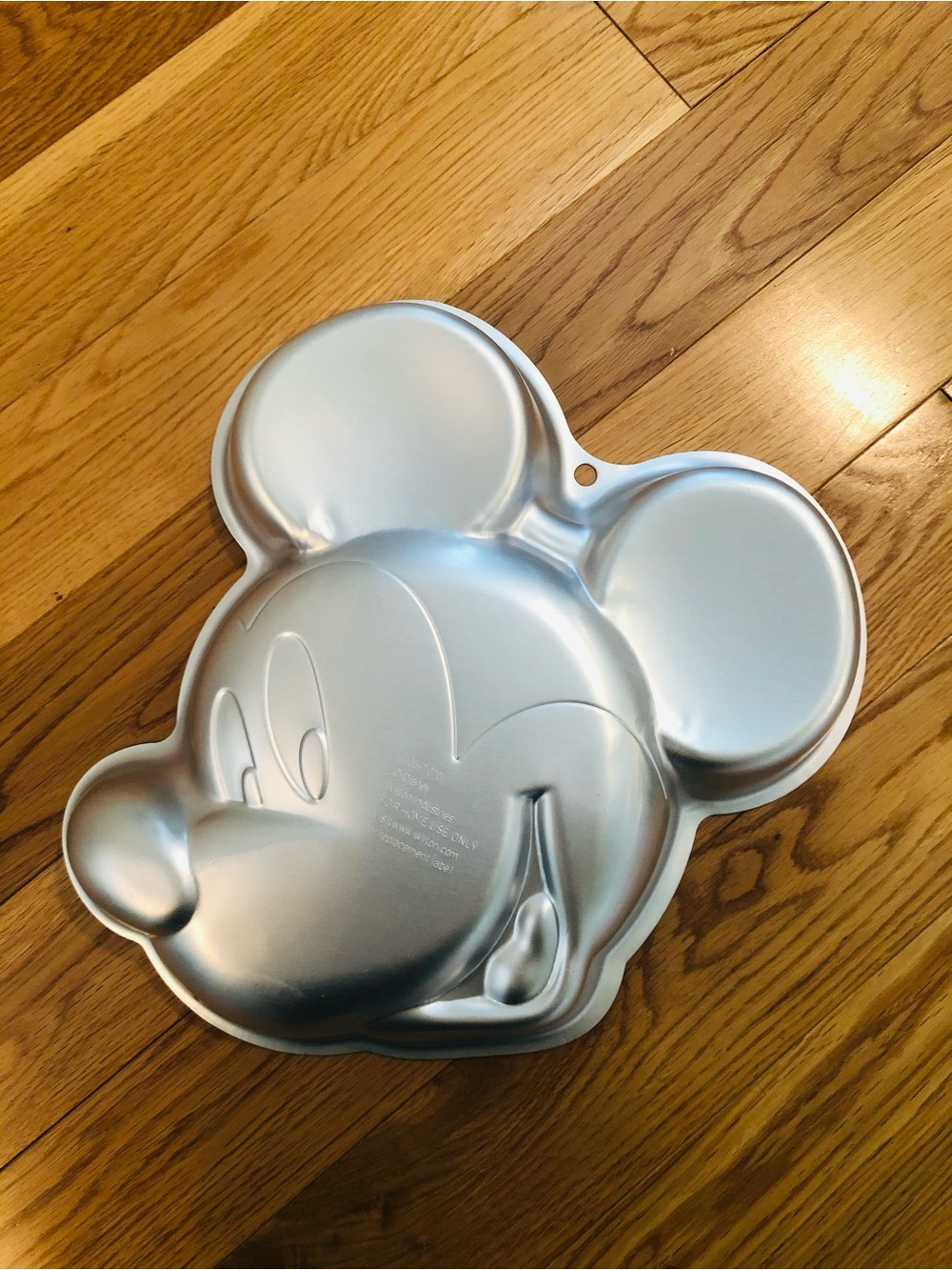 Mickey Mouse Wilton brand Cake Pan